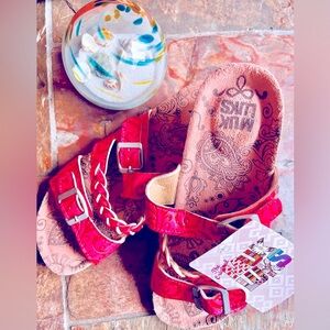 MUK LUKS SANDALS Size 7 New with Tags